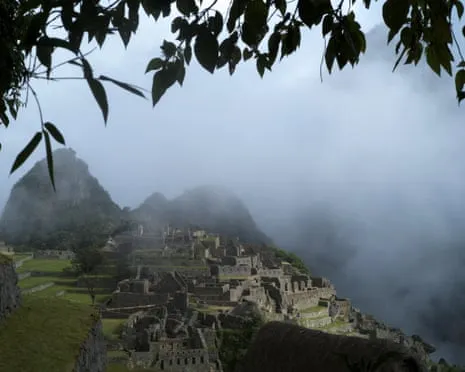 Boulders blocking Railway Lines Trap Nearly 1,000 Travelers en route to Machu Picchu